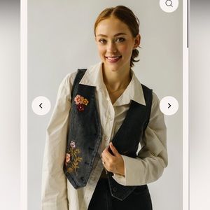 NWT Piper and Scoot Elkhart Embroidered Vest in Black Denim